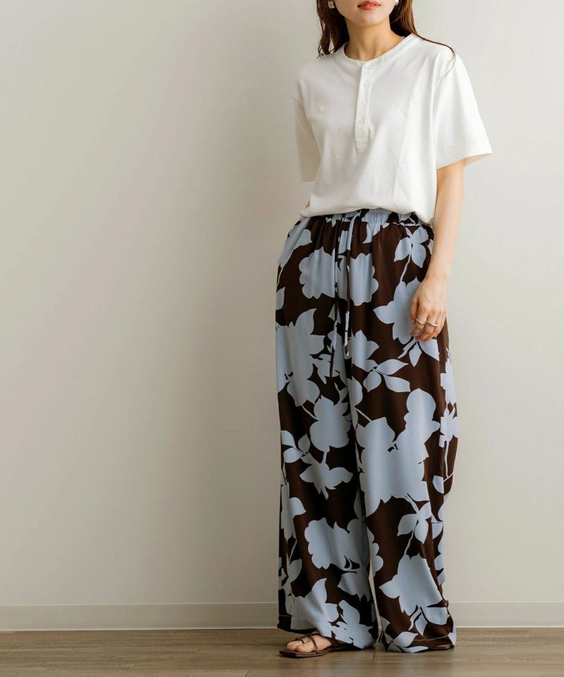 accoさんコラボ》ストレッチコットンヘンリーネックTシャツ